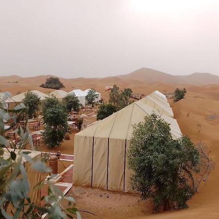 Hotel Tafouyte Luxury Camp à Merzouga Chambre photo