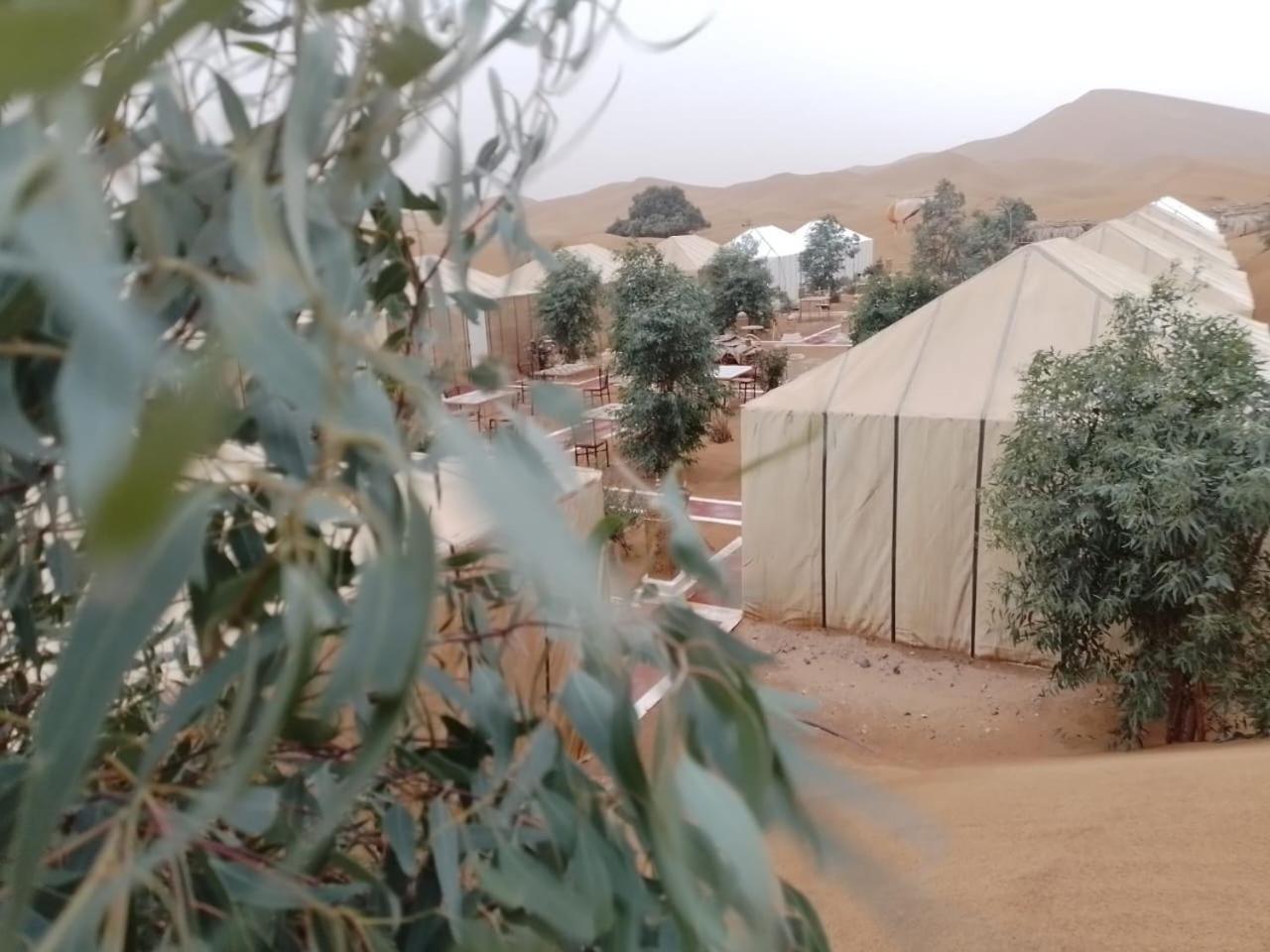 Hotel Tafouyte Luxury Camp à Merzouga Chambre photo